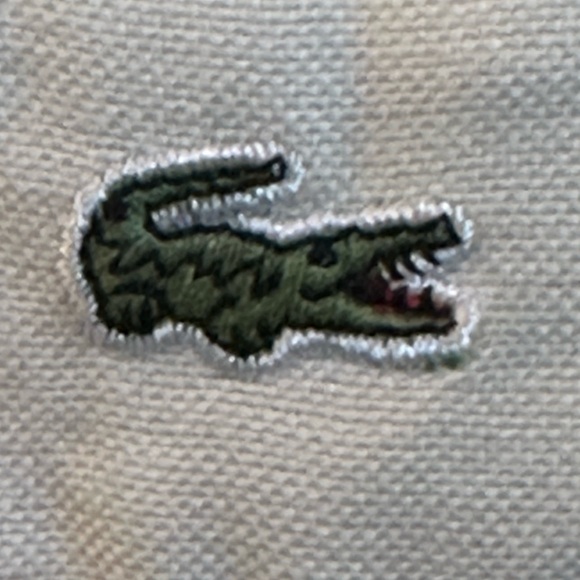 Lacoste Men's 44/XL Quality-100% cotton, like new Button Down Shirt- - Picture 4 of 8